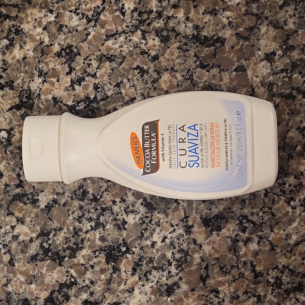 Palmers Cocoa Butter Formula 8.5 fl oz body lotion new with vitamin E